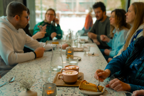 A Taste of Bergen Food Tour with Fløibanen Funicular