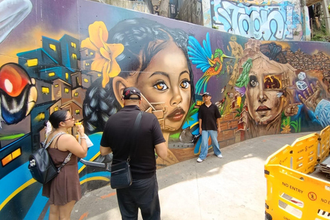 Comuna 13 Full Experience | Subway, Metrocable, Street Art and Culture. Comuna 13 Full Experience | Metro, Metrocable, Street Art and Culture.
