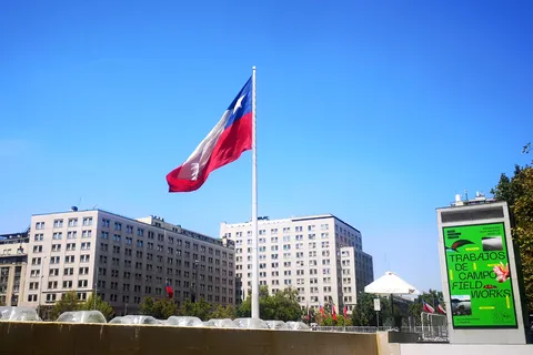 Santiago: Private City Tour to Stunning Lookout Points