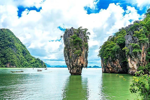 Phuket: James-Bond-Insel mit dem großen Boot und Meereshöhlen-KanufahrenPhuket: James Bond Island mit dem großen Boot und Kanufahren in der Meereshöhle