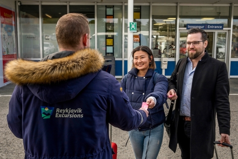 KEF : Transfert en bus vers/depuis ReykjavikDe la gare routière BSI à l'aéroport de Keflavík