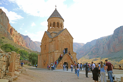 From Yerevan: 2-Day Private Tour to Noravank, Tatev, & Goris