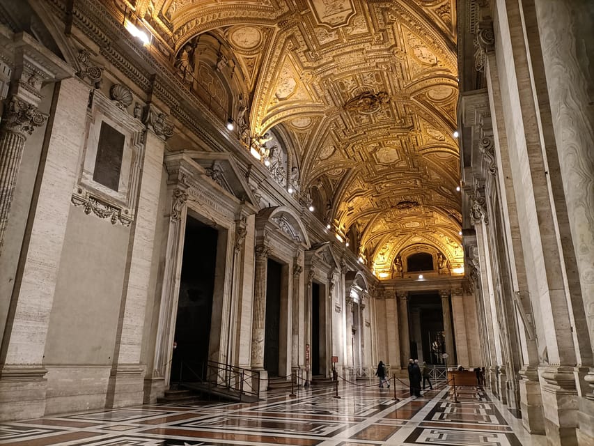 Rome St Peter S Basilica Guided Tour With Papal Tombs Getyourguide