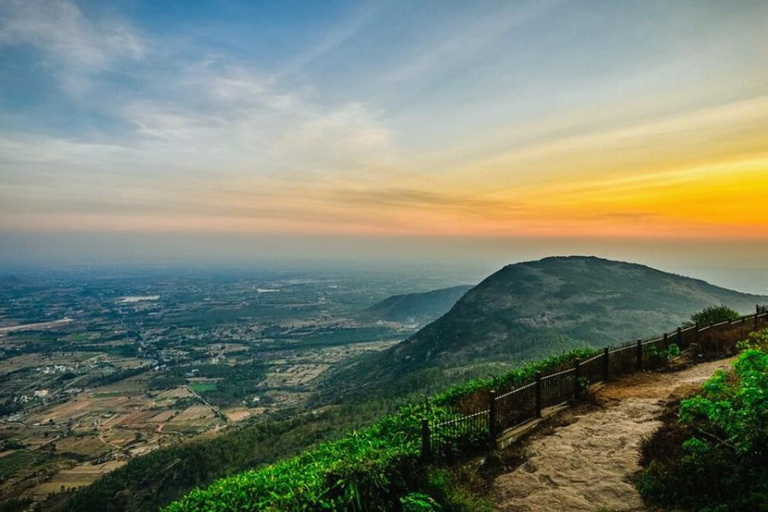 班加罗尔出发南迪山日出之旅（含早餐）班加罗尔出发的南迪山日出之旅（含早餐）