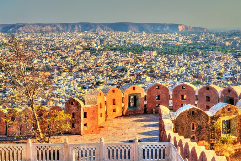 Jaipur: Amer Fort and Nahargarh Fort Private Tour by Car