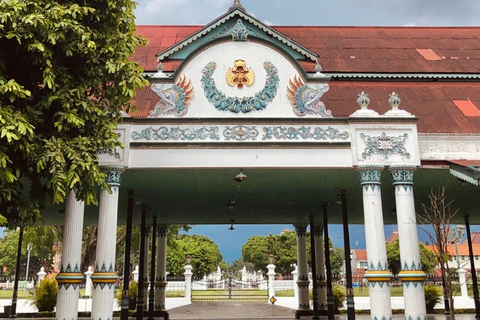 Sultanspalast, Pramban-Tempel und Wasserburg Führung