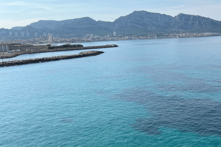 Z Marsylii do Cassis: podróż do serca calanques i tradycji.Marsylia - Cassis: opcja publiczna