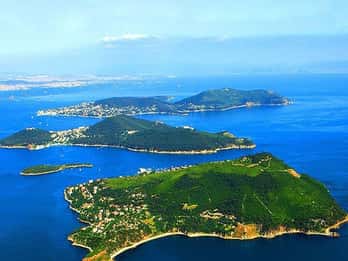From Istanbul: Princes Island Tour with 2 Islands