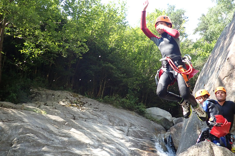 Canyoning in Girona - Freser Inferior Canyon Canyoning in Girona - Freser inferior canyon