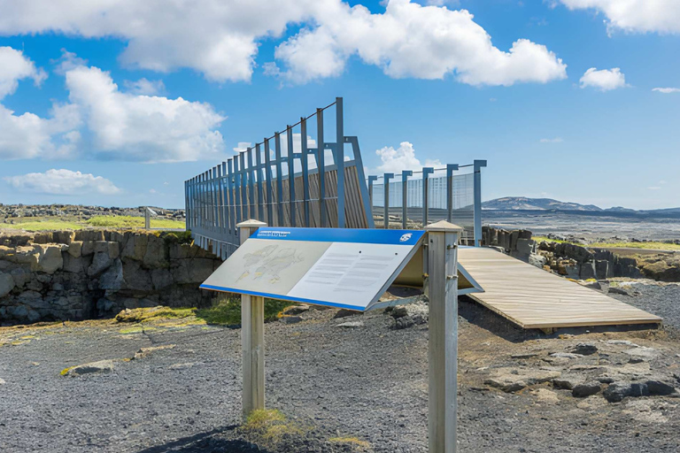Reykjavik: Reykjanes Peninsula with Total Solar Eclipse 2026