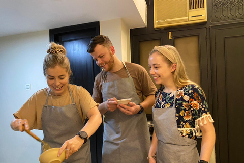 Indian Cooking Class in a Local Home - Cook 6 Things