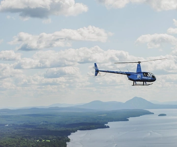 Magog : visite guidée en hélicoptère
