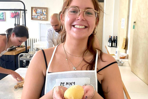 Venice: Pasta Class with Wine Tasting and Gelato