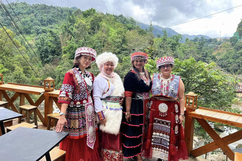 Hanoi: Private tour 2-Days Sapa and Cat Cat Village TrekHanoi: Group tour 2-Days Sapa and Cat Cat Village Trek