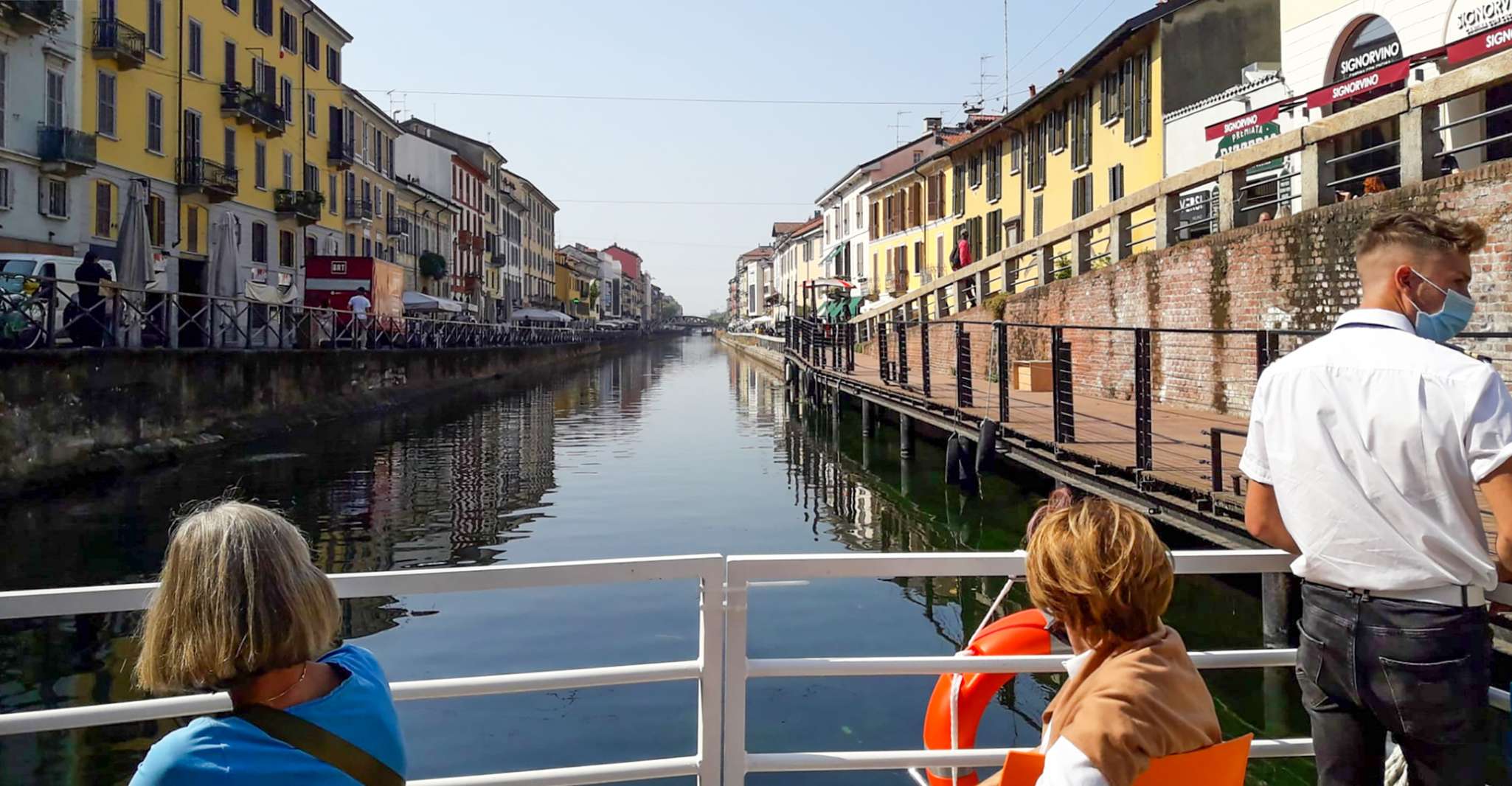 Milan, Navigli District Canal Boat Tour met Aperitivo - Housity