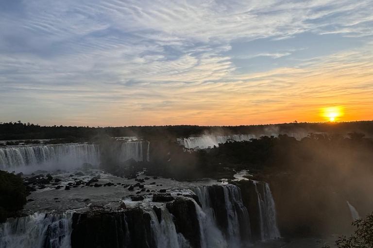 Excursión de un día a los lados brasileño y argentino de las Cataratas de Iguazú