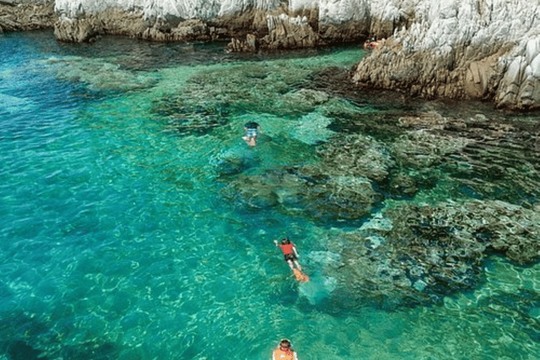 Huatulco: Snorkeling Adventure