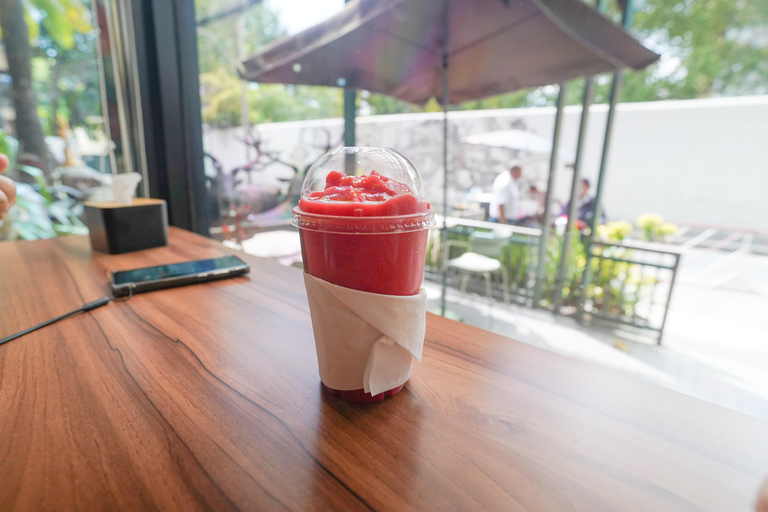 Bangkok: Bang Rak Food Tasting & Culture Walking Tour