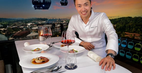 Singapore: Sentosa Cable Car SkyDining Experiences
