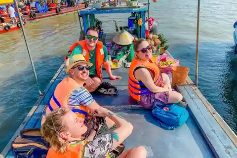 Tour privado de 1 día por el Mercado Flotante de Cai Rang y My Tho en barco