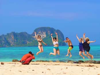 Khao Lak: Phi Phi i Bamboo Island - 1-dniowa wycieczka łodzią motorową