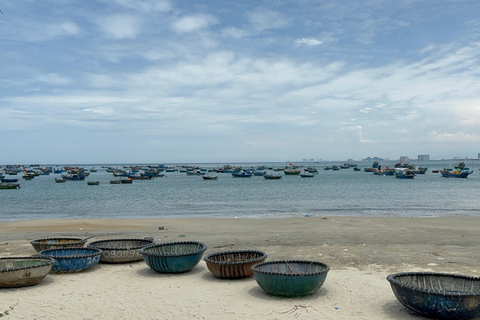 Da Nang: City Sightseeing Tour with Charming Da Nang Show