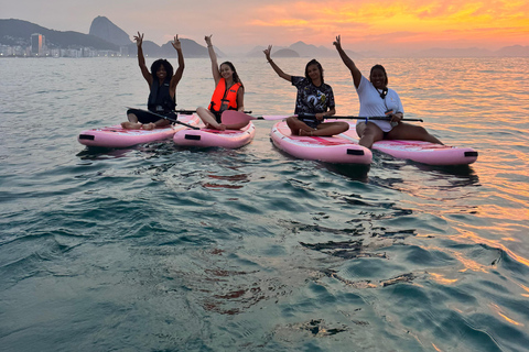 Paddla i soluppgången i Rio – eller under dagenPaddelsurfing i Rio vid soluppgången – eller under dagen