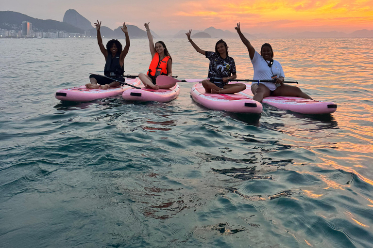 Paddla i soluppgången i Rio – eller under dagenPaddelsurfing i Rio vid soluppgången – eller under dagen