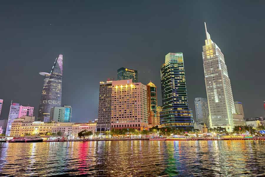 Lebhafte Saigon-Flussrundfahrt + geführter Rundgang. Foto: GetYourGuide Lebhafte Saigon-Flussrundfahrt + geführter Rundgang. Foto: GetYourGuide