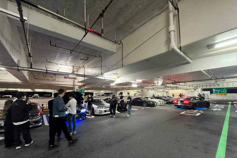 Tokio: Daikoku Car Meetup &amp; Tour nocturno de la ciudad con guía localClase estándar (por defecto)