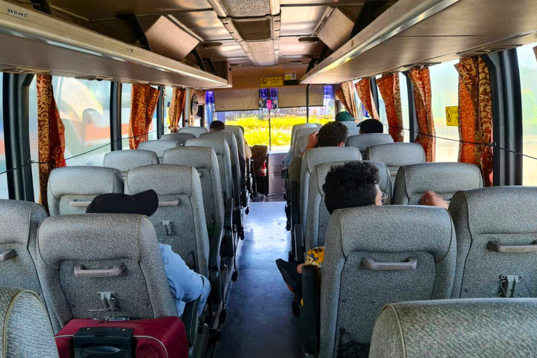 Chiang Mai: 2-Day Luang Prabang Slow Boat Tour & Hotel Chiang Mai:2-Day River Cruise to Luang Prabang&Pak Ou Caves