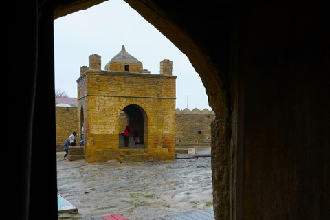 Private Half-Day Absheron Tour - Gala, Ateshgah and Yanardag