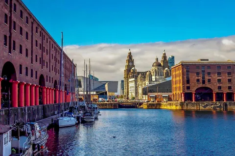Best of Liverpool: Private Walking Tour with a Local