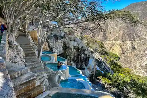 From CDMX: small group tour to the Tolantongo Caves.