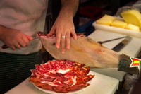 Madrid, Authentic Tapas Sera Tour con un lato della storia - Hizvo