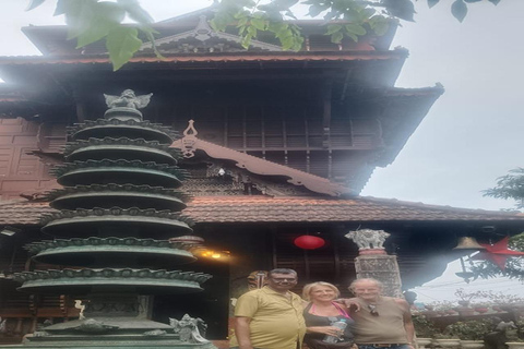 Kochi: Tuk-Tuk-Ausflug mit versteckten SchätzenKochi: Ausflug mit dem Tuk-Tuk zu versteckten Schätzen