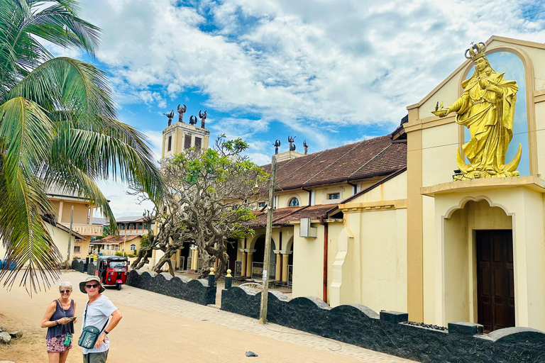 Negombo City Explorer Adventure by Tuk-Tuk (Included Pickup)