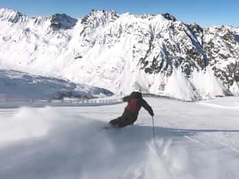Saas-Fee: Servicio de fotógrafo con drones