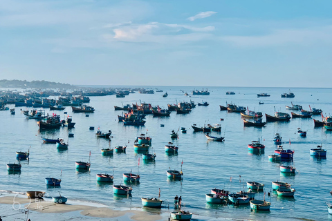 Ho Chi Minh: Privat dagsutflykt till Mui Ne sanddyner vid solnedgången