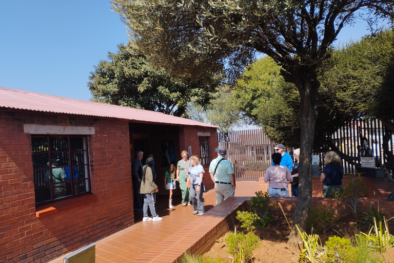 Soweto e Museo dell&#039;Apartheid con pranzo locale