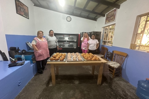Miasto Meksyk: Mistrzowskie zajęcia z chleba meksykańskiegoMistrzowskie zajęcia z chleba meksykańskiego