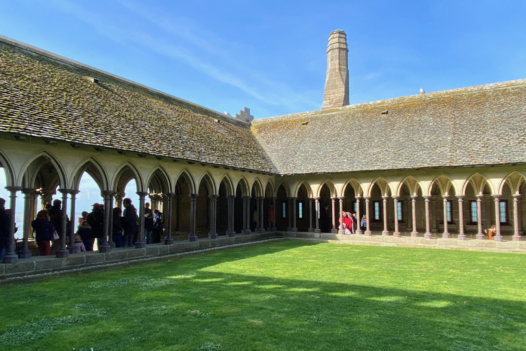 2-dagars privat D-Day Mont Saint-Michel 3 slott med MercedesPrivat erfarenhet