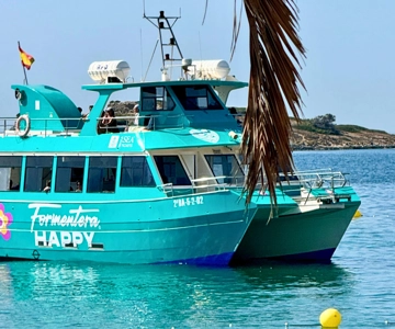 Ibiza: Formentera-Kreuzfahrt mit Paella, offener Bar und Badestopp
