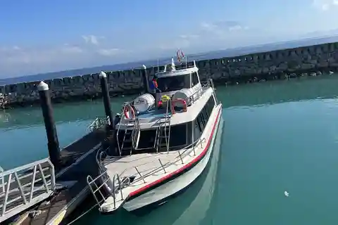 Motoscafo da Bali (porto di kusamba) a Nusa Penida con prelievo