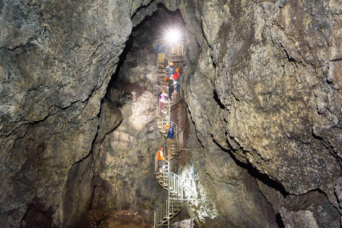 Snæfellsnes: Vatnshellir Lava Cave Tour