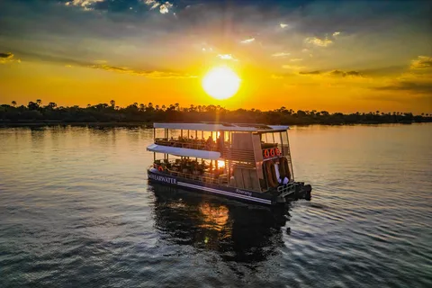 Crucero de Lujo por el Zambeze al Atardecer Riversong