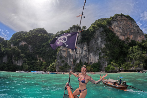 Koh Phi Phi : Passeio de barco pirata com snorkeling e caiaque