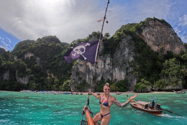 Koh Phi Phi : tour en bateau des pirates avec plongée en apnée et kayak