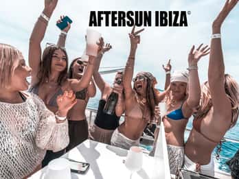 Ибица: Sunset Boat Party в Ibiza Boat Club с открытым баром