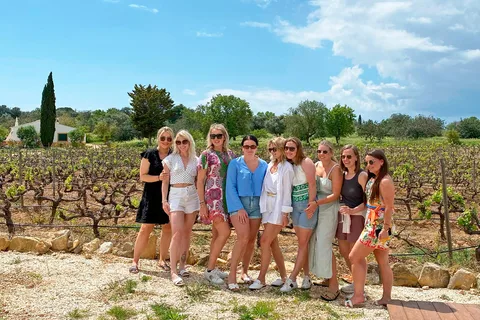Carvoeiro/Portimão/Alvor: Wine Tour w/ Tasting, Tapas, Music